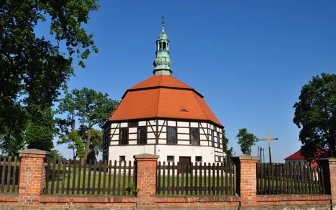 Half-Timbered Churches of Sułów — photo 4